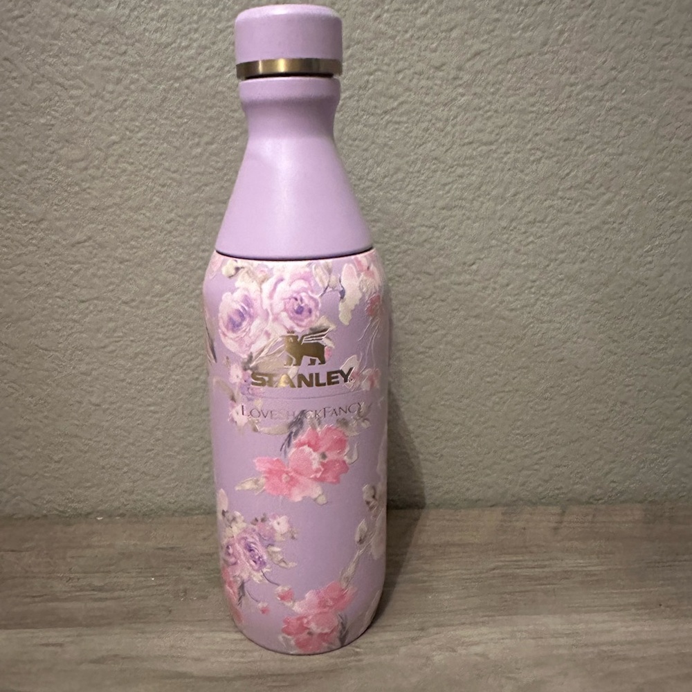 NEW! Stanley LoveShackFancy 12oz Slim Bottle - Picture 3 of 7